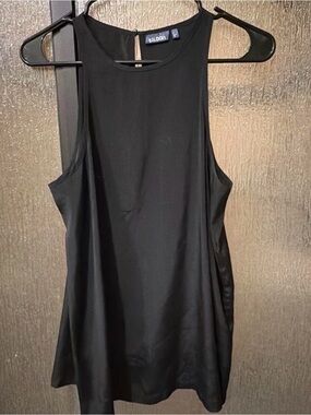 Tildon Black Sleeveless Round-Neck Tank